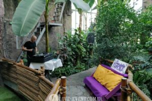 Мероприятие в оранжерее