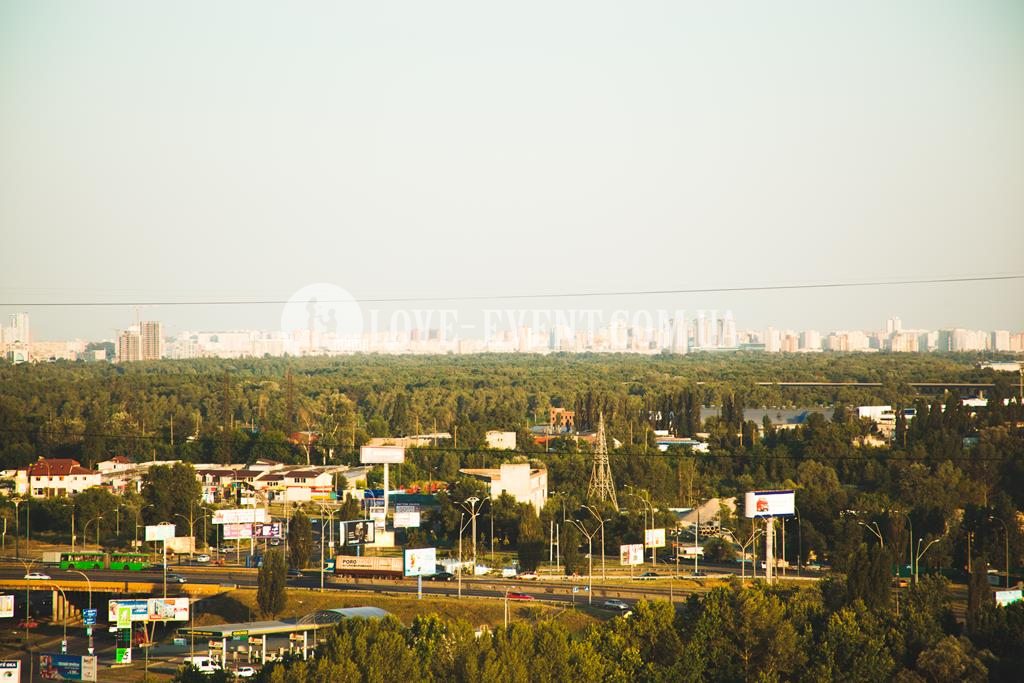 Фото Вид с крыши на Московский мост и левый берег