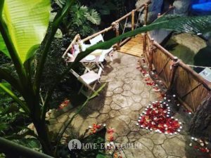 Фото Свидание в оранжерее у водопада