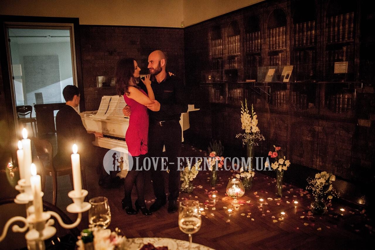 Фото Свидание в музее Булгакова