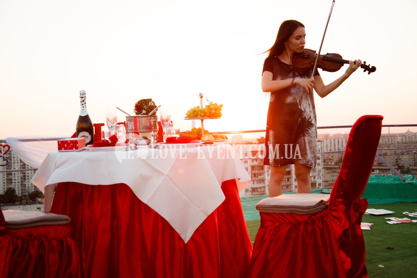 Фотография свидание на крыше