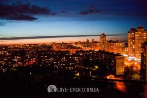 Фото Свидание на крыше - Оболонь