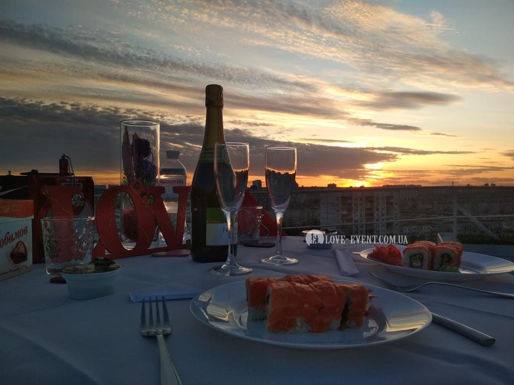 Фото Свидание на крыше - Оболонь