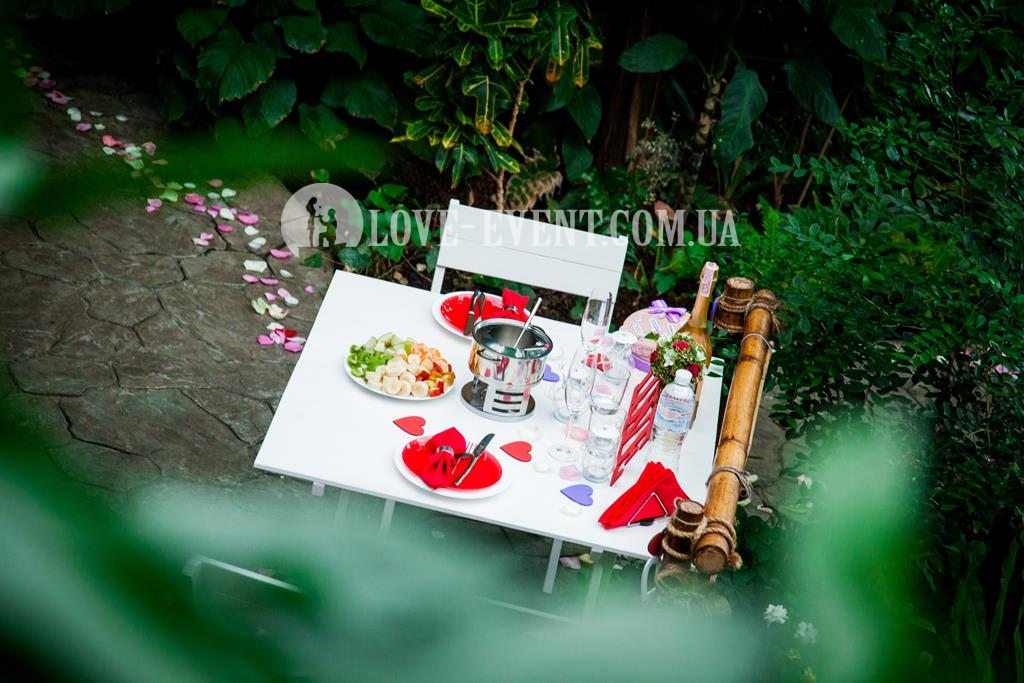 Фото Свидание в оранжерее у водопада