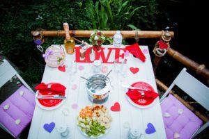 Фото Свидание в оранжерее у водопада