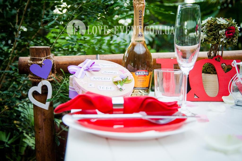 Фото Свидание в оранжерее у водопада