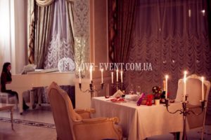 Фото Свидание Royal Romantic в зале с роялем