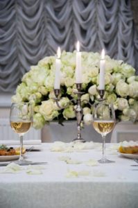 Фотография свидание в зале с роялем