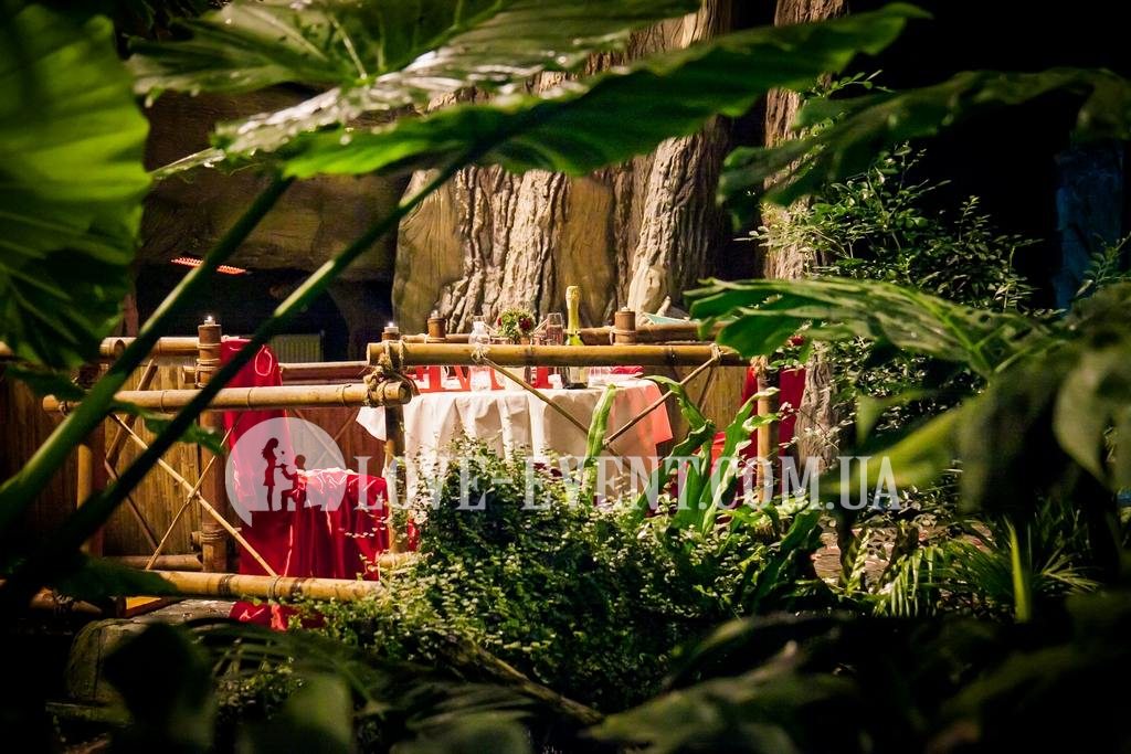 Фотография свидание в оранжерее Эдем